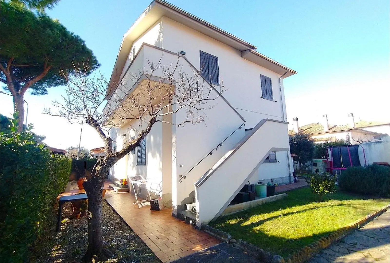 Appartamento In Bifamiliare Rosignano Solvay 0*,  Italy